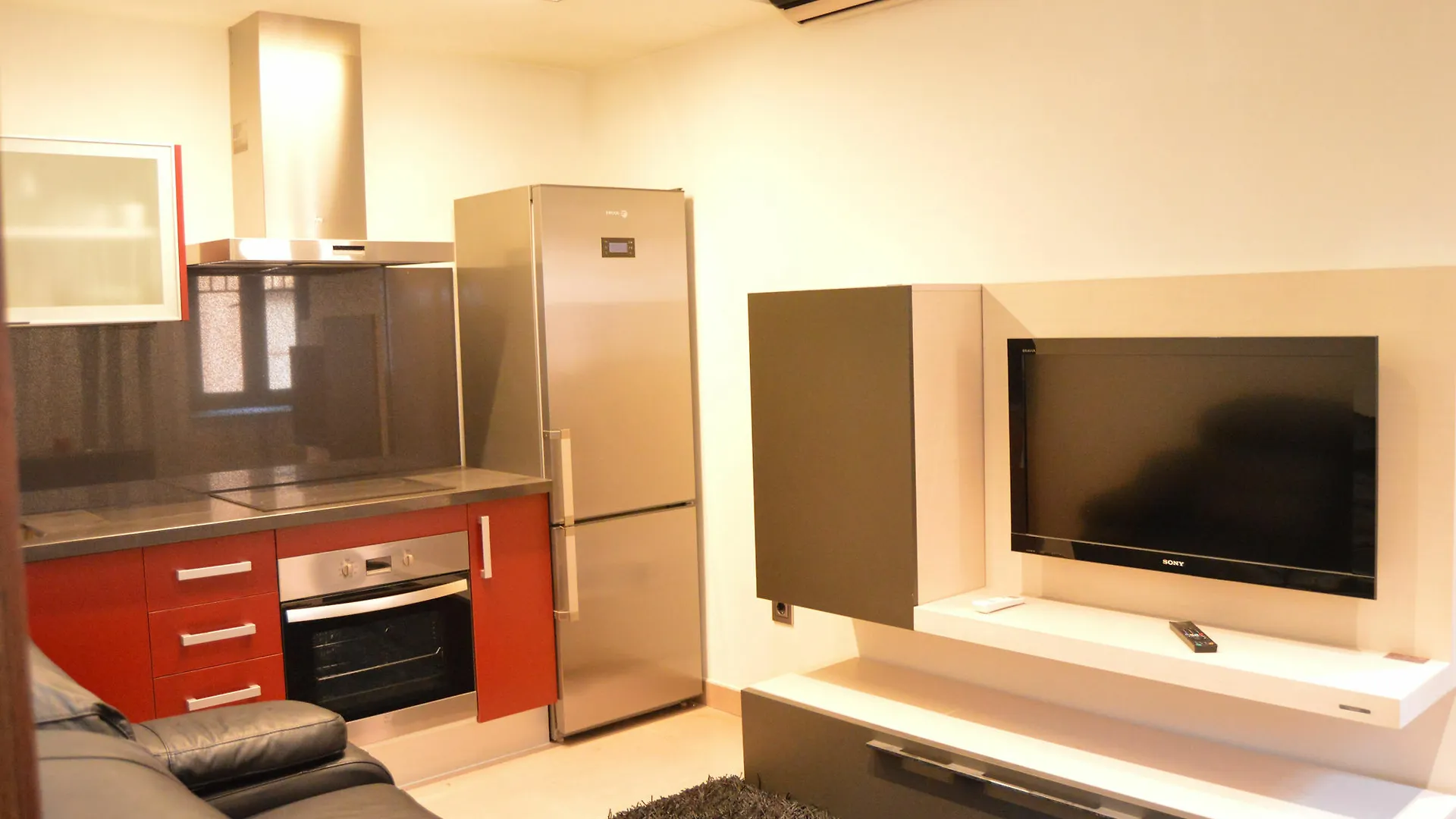 Tarragona Suites Rera St Domenec 731 Apartment
